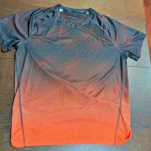 Men's H&M Sport Running T Shirt Breathable Black Ombre Red Size XL